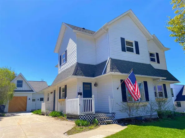 308 Fulton St, Petoskey, MI 49770