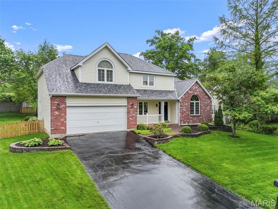402 Monitor Way, Saint Charles, MO 63303