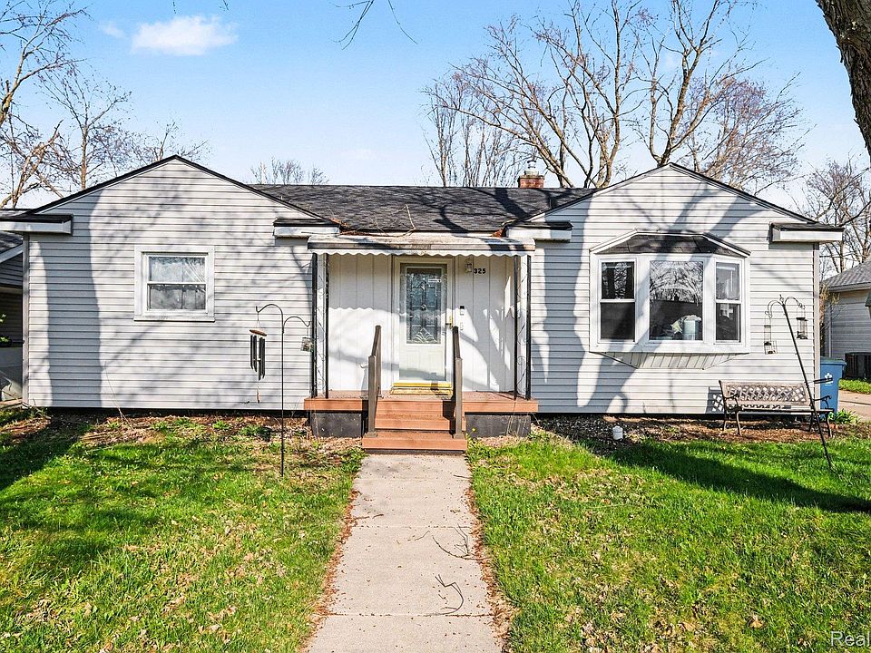 1st image of 325 Viet St