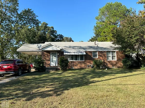 506 W South St, Harrisburg, AR 72432