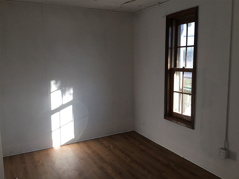 1st image of 1404 E Bayshore Dr #1404B