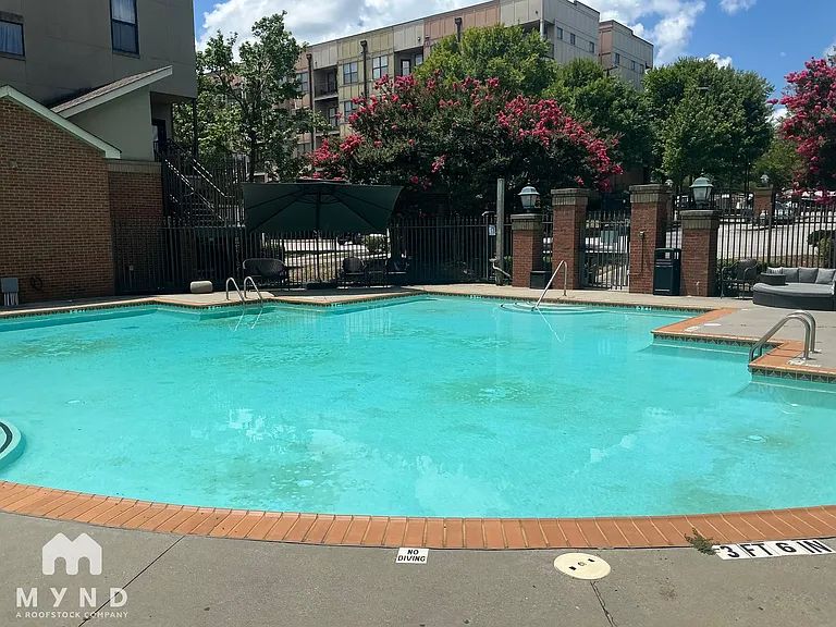 898 Oak St SW #1410 — Photo 17