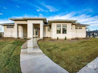4636 E Copper Point Dr, Meridian, ID 83642