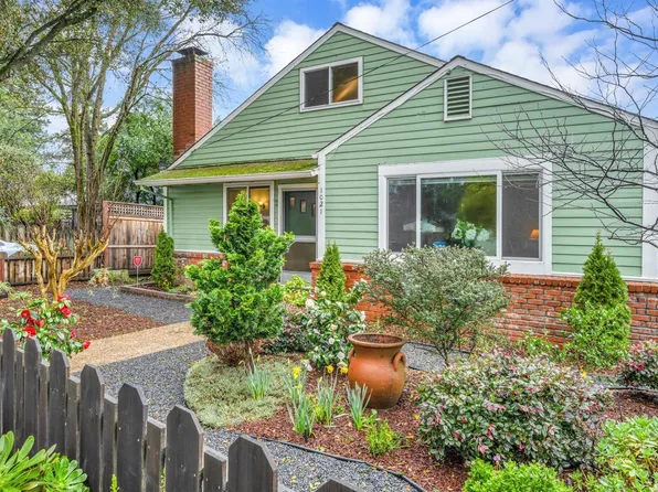 1021 Burbank Avenue, Santa Rosa, CA 95407