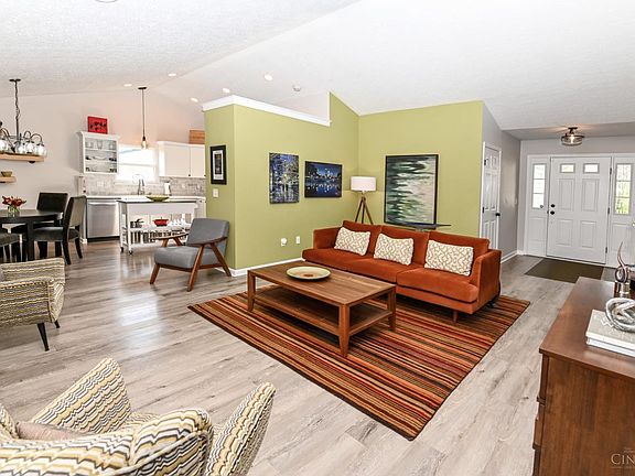 5th image of 2046 Whispering Willow Ln