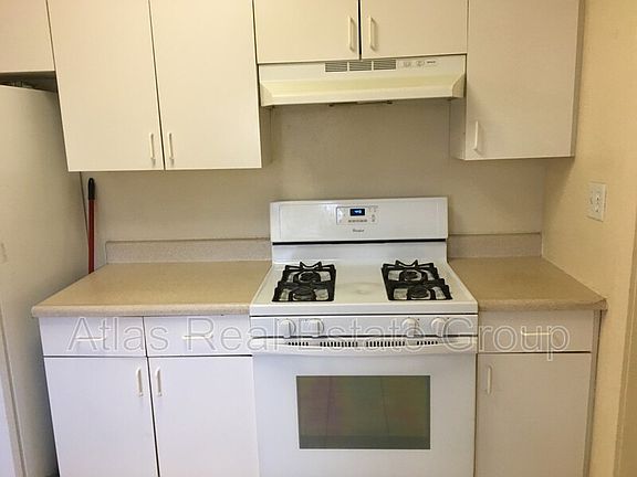 4th image of 1522 Wabash St APT 4