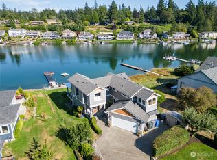 7809 Olympic View Dr NW, Gig Harbor, WA 98335