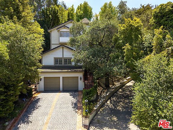 2nd image of 15938 Valley Vista Blvd