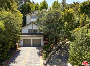 15938 Valley Vista Blvd, Encino, CA 91436