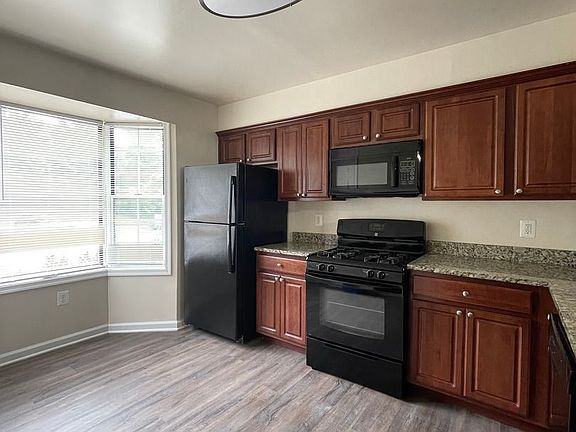 2nd image of 10120 Avenel Gardens Ln #11294496