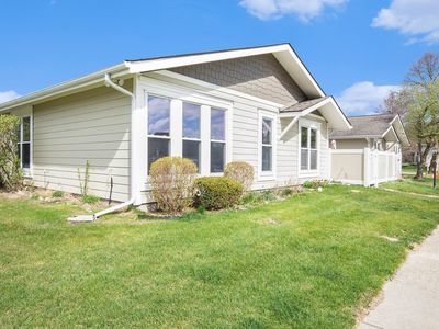39775 Village Wood Ln, Novi, MI, 48375