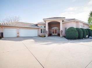 4206 Saint Andrews Dr, Pueblo, CO 81001