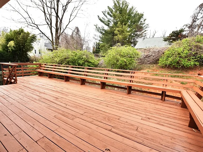 5611 Alta Vista Rd — Photo 21