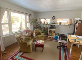 1043 Jenifer St #612, Madison, WI 53703