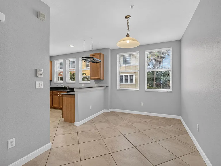 430 Amador Ln #4 — Photo 11