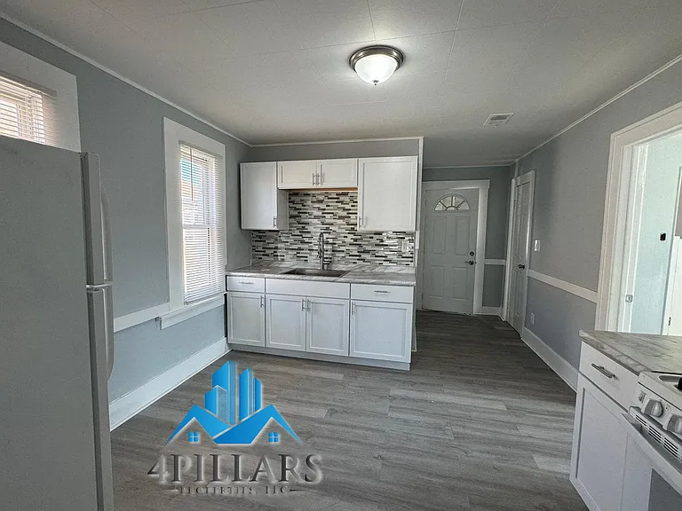 1115 W 150th St #2 — Photo 1