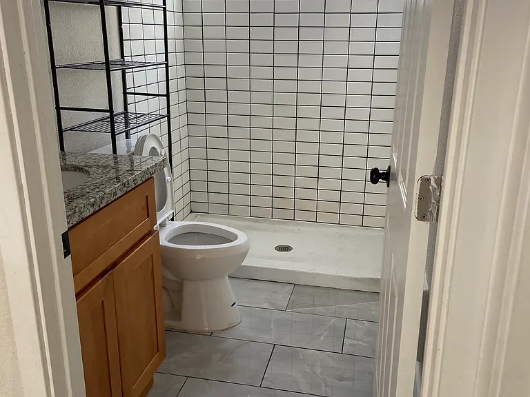 3801 N 14th St — Photo 5
