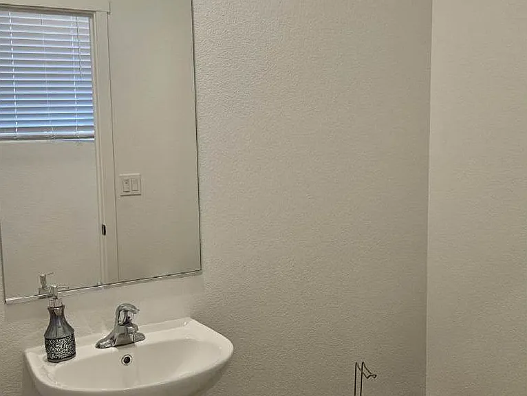 1125 Bellawood Dr — Photo 18