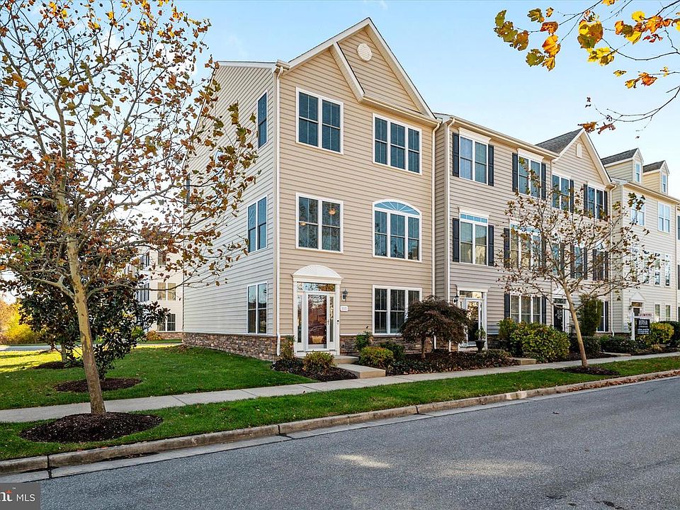1st image of 111 Keenan Way