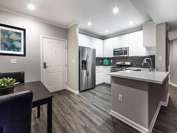 2 bdrm-2592