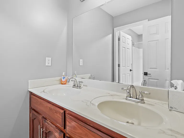 808 Leigh Ann Dr — Photo 21