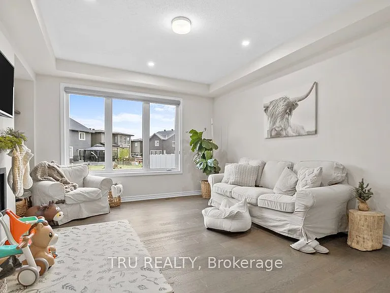 731 Brittanic Rd — Photo 12