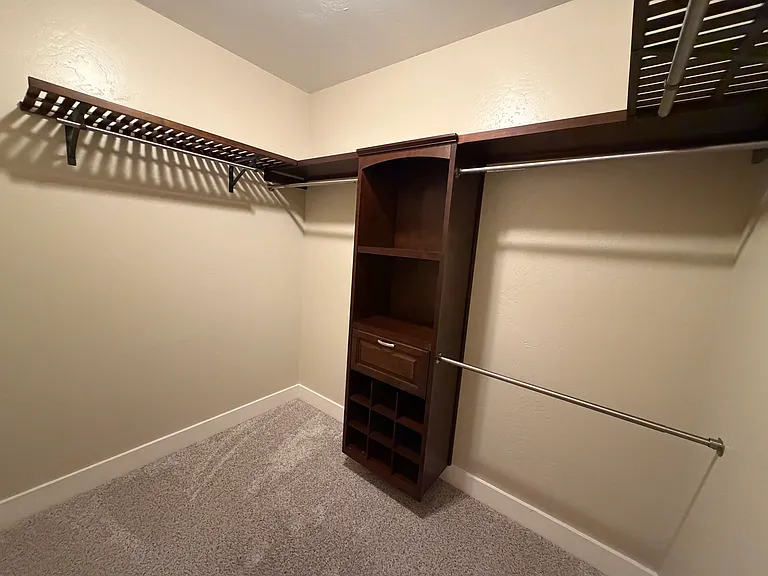 815 Parkway Dr — Photo 15
