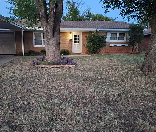 1513 Yorktown Dr Photo 1