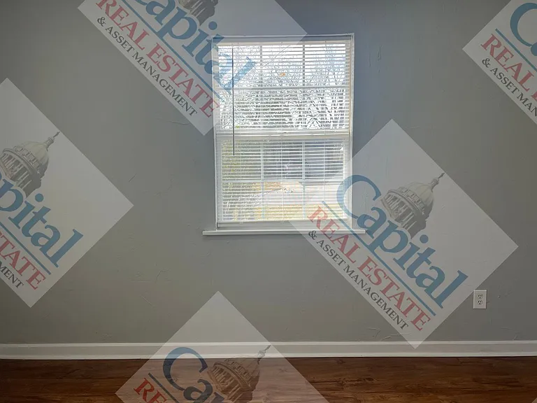407 E Key Blvd — Photo 16