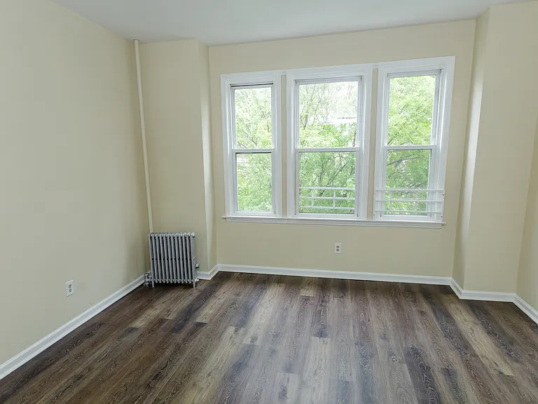 428 Avon Ave #2 — Photo 8