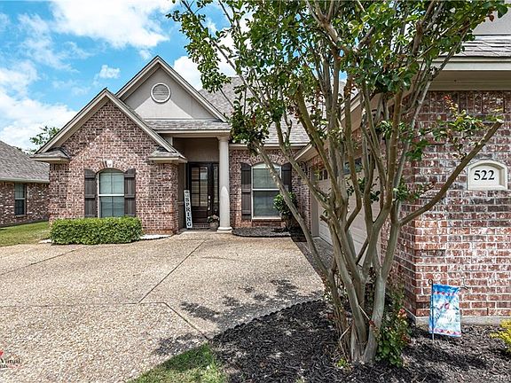 2nd image of 522 Half Moon Ln