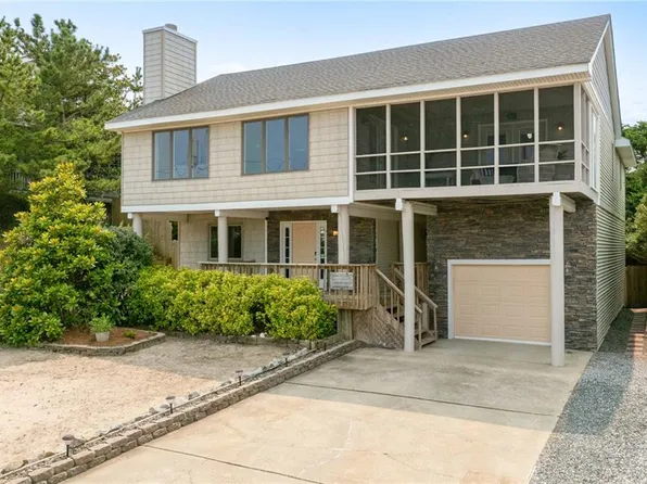 2581 Sandpiper Rd, Virginia Beach, VA 23456