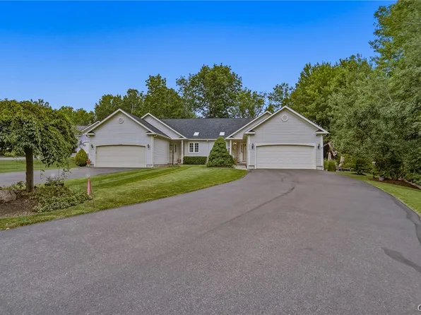 8424 Marco Ln, Baldwinsville, NY 13027