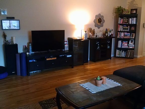2nd image of 2453 Union Blvd APT 6B