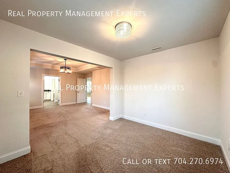 278 Preston Rd — Photo 13