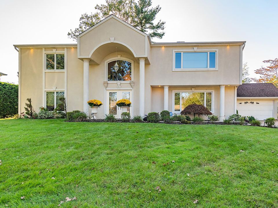 1st image of 71 Parkview Dr