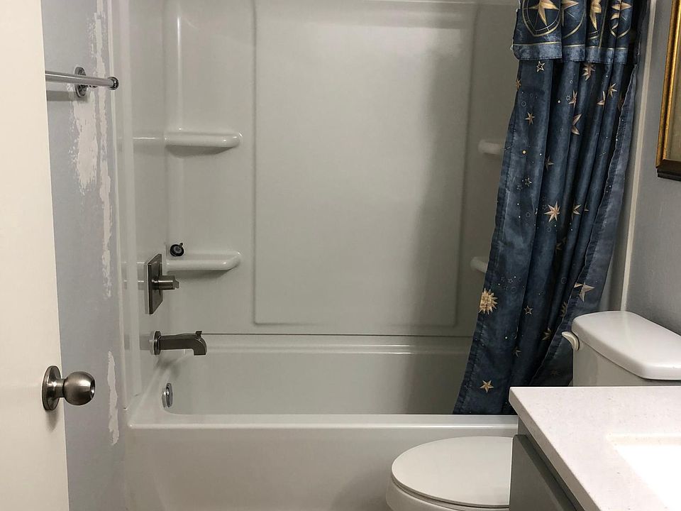 2nd Bathroom