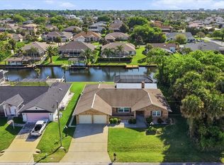 23 Christopher Ct N, Palm Coast, FL 32137