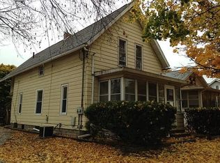 822 Clark St, Lansing, MI 48906