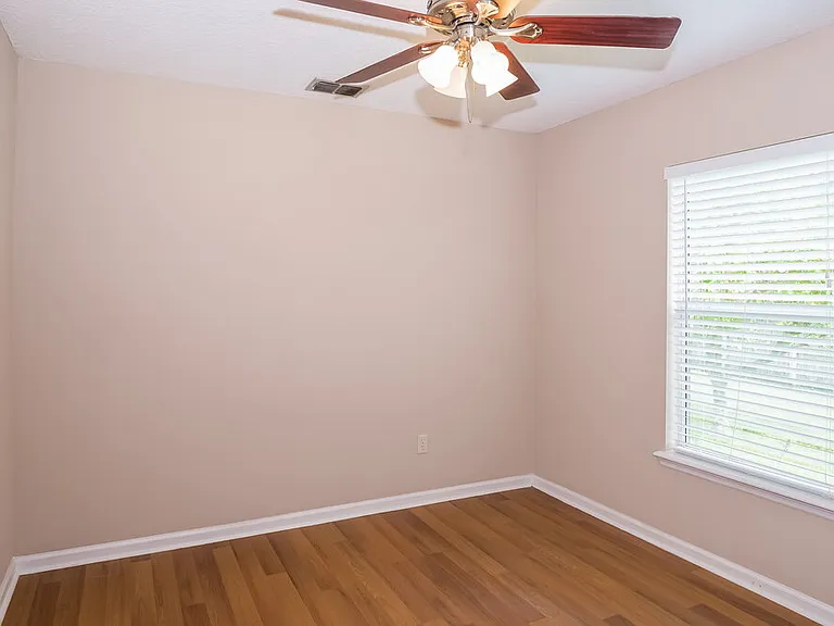 644 Southern Lily Dr — Photo 8