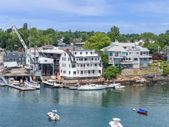 95 Front St #5, Marblehead, MA 01945