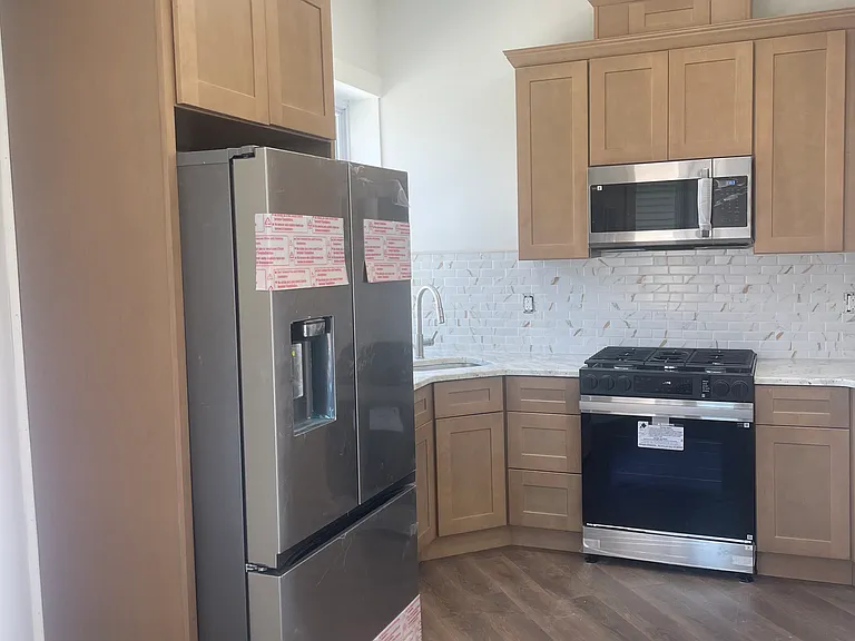 295 Main St #1 — Photo 1