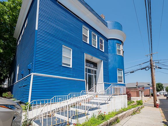 4th image of 29 Spruce St