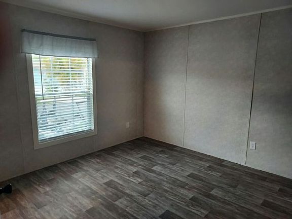4th image of 23 Pepper Dr #23