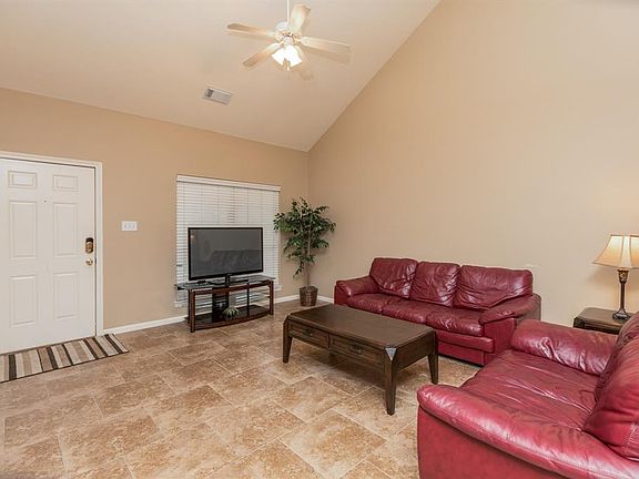 5th image of 10102 Berrybriar Ln