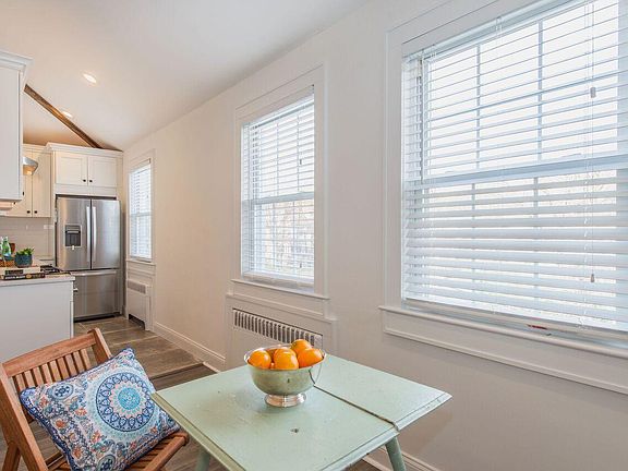 4th image of 378-380 Claremont Ave #10