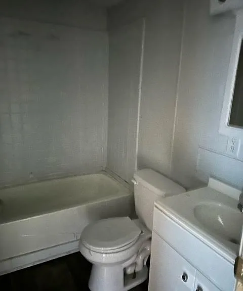 700 Beck Rd #B — Photo 6