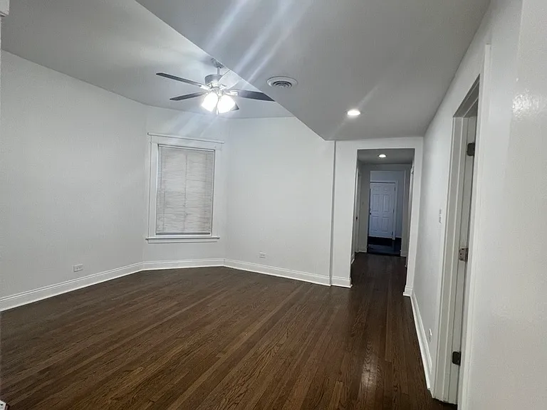 6151 S Langley Ave #1 — Photo 4