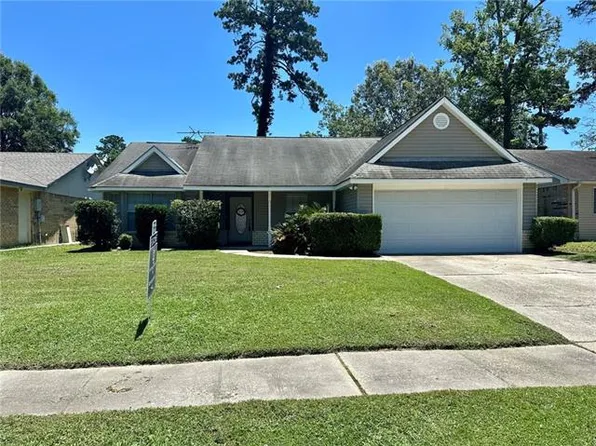 310 Audubon Dr, Mandeville, LA 70471