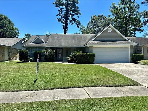 310 Audubon Dr Photo 1